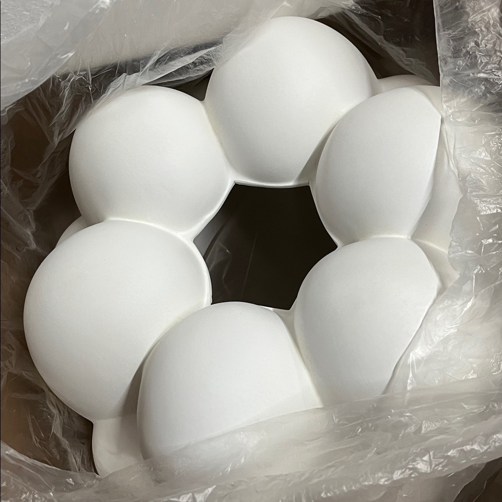 101 Copenhagen Bloom Vase, Mini - Bone White - Picture 5 of 14